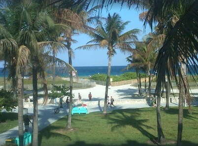 Direct Ocean View - Luxurious condo in South Beach