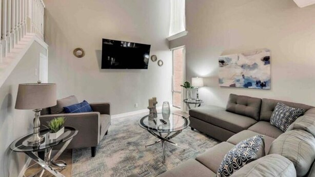 Smart TV - GP64A Stylish 3BD Condo | Six Flags| Grand Prairie (Grand Prairie)