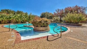 Unclassified image, 2 of 11, button - GP56 -  Stylish 3BD Condo | Six Flags| Grand Prairie (Grand Prairie)