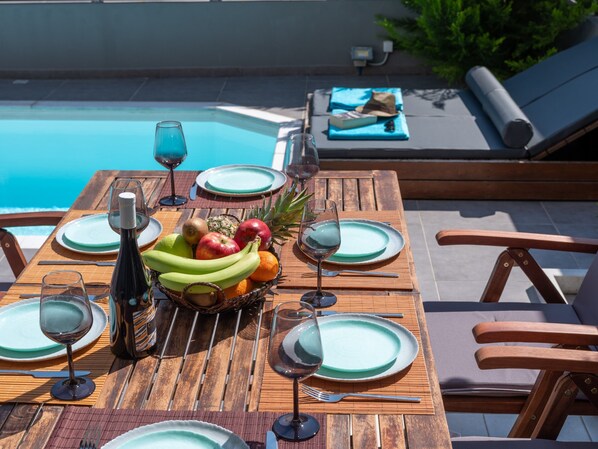 Exterior - Grey House by Checkin (Heraklion)