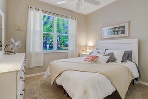 4 Schlafzimmer, Schreibtisch, kostenloses WLAN, Bettwäsche