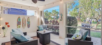 Heron's Glen Beautiful Beachy Home in Gated Golf Community Home