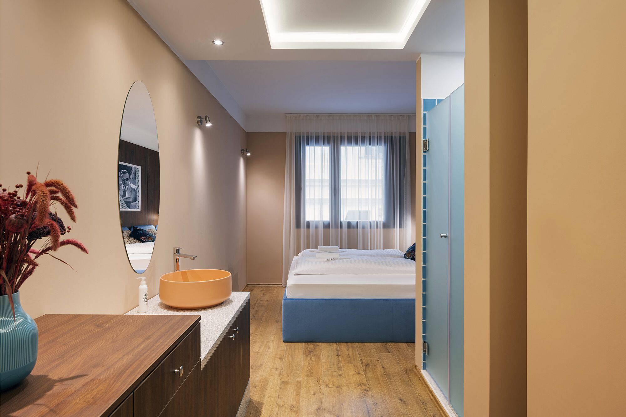 Photo - SWU Magazine Rooms