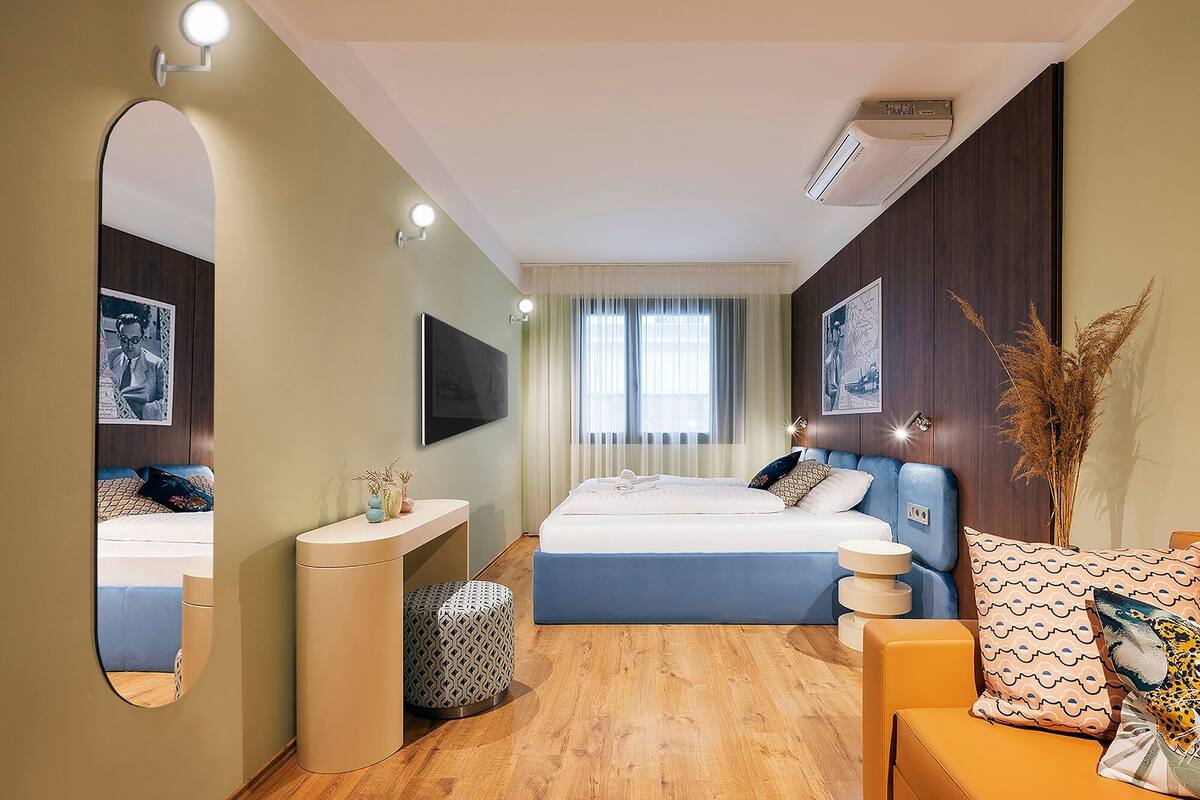 Kamar Quadruple Superior | Brankas, Wi-Fi gratis, dan seprai linen