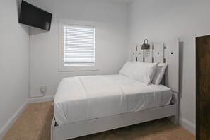 2 dormitorios, tabla de planchar con plancha, wifi y ropa de cama