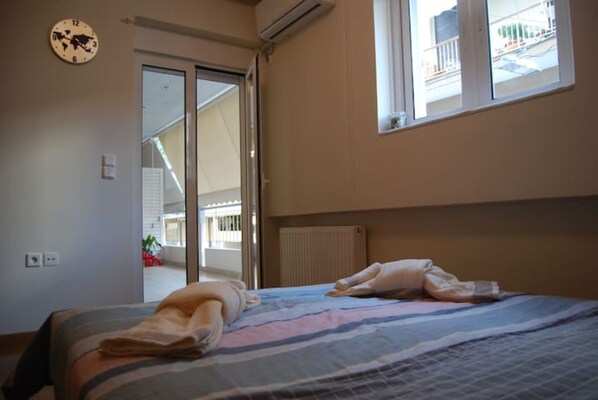 1 bedroom, iron/ironing board, free WiFi - Comfy Apartment GTD31701 (Athens)