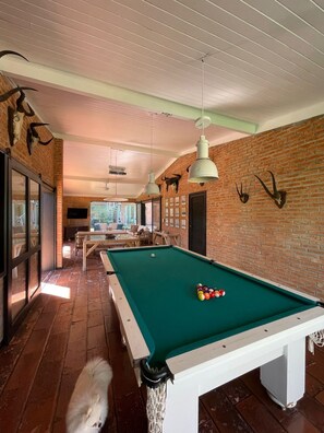 غرفة الألعاب