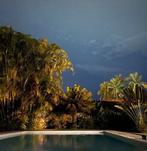 House 30 meters from Pernambuco Beach