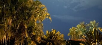 House 30 meters from Pernambuco Beach