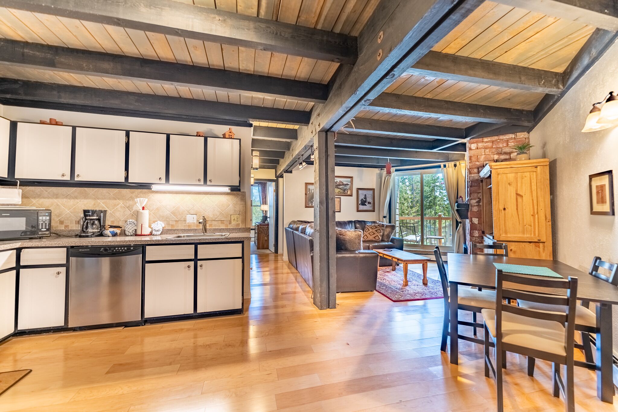 Private Balcony, Central Location, Great Amenities, Fireplace