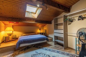2 chambres, Wi-Fi gratuit, draps fournis
