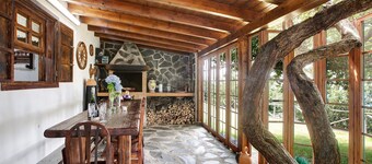 Country House "Finca Las Carmenes" with Sea View, Pool, Terrace & Garden