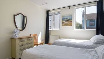 2 bedrooms, individually decorated, individually furnished, free WiFi