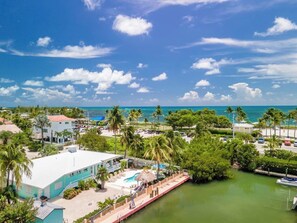 Imagen sin descripción, 3 de 41, botón