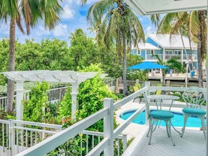 Property grounds - Beach House is a stunning and spacious 2bed/2bath with private pool & steps to Sombrero Beach! (Marathon)