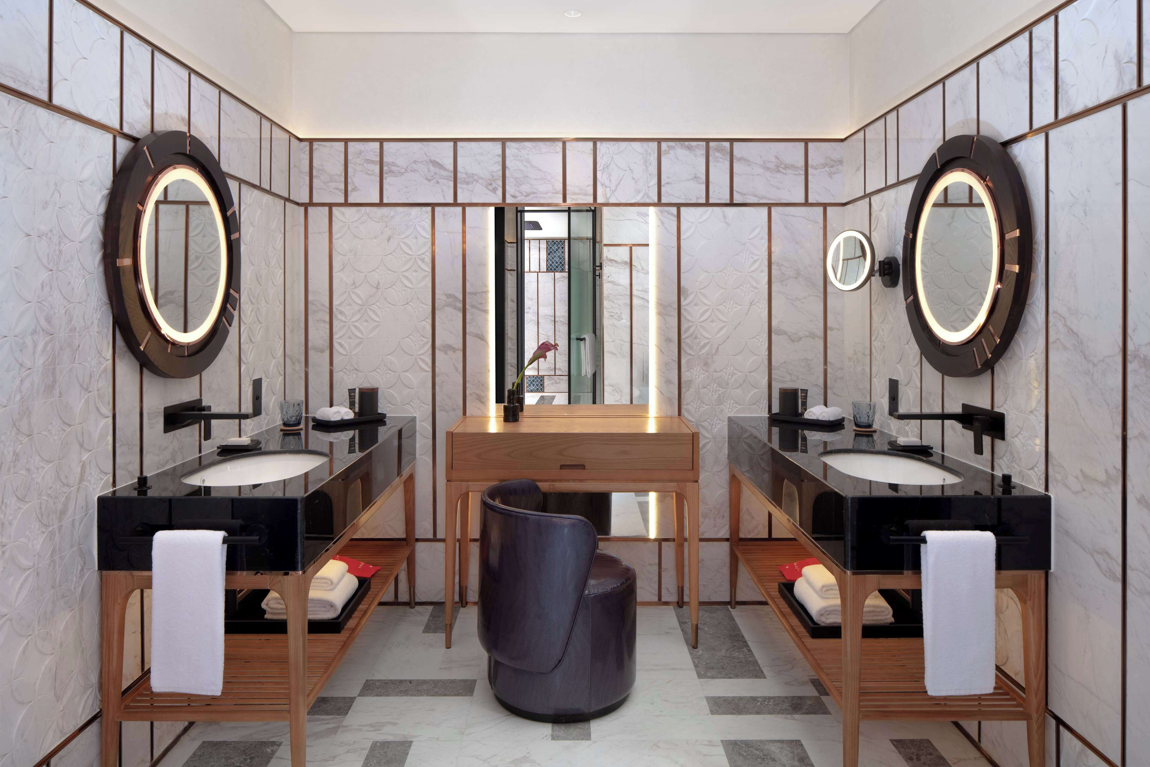 Suite (Andaz) | Bathroom | Designer toiletries, hair dryer, bathrobes, bidet