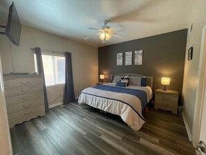 2 多间卧室、熨斗/熨衣板、免费 WiFi、床单