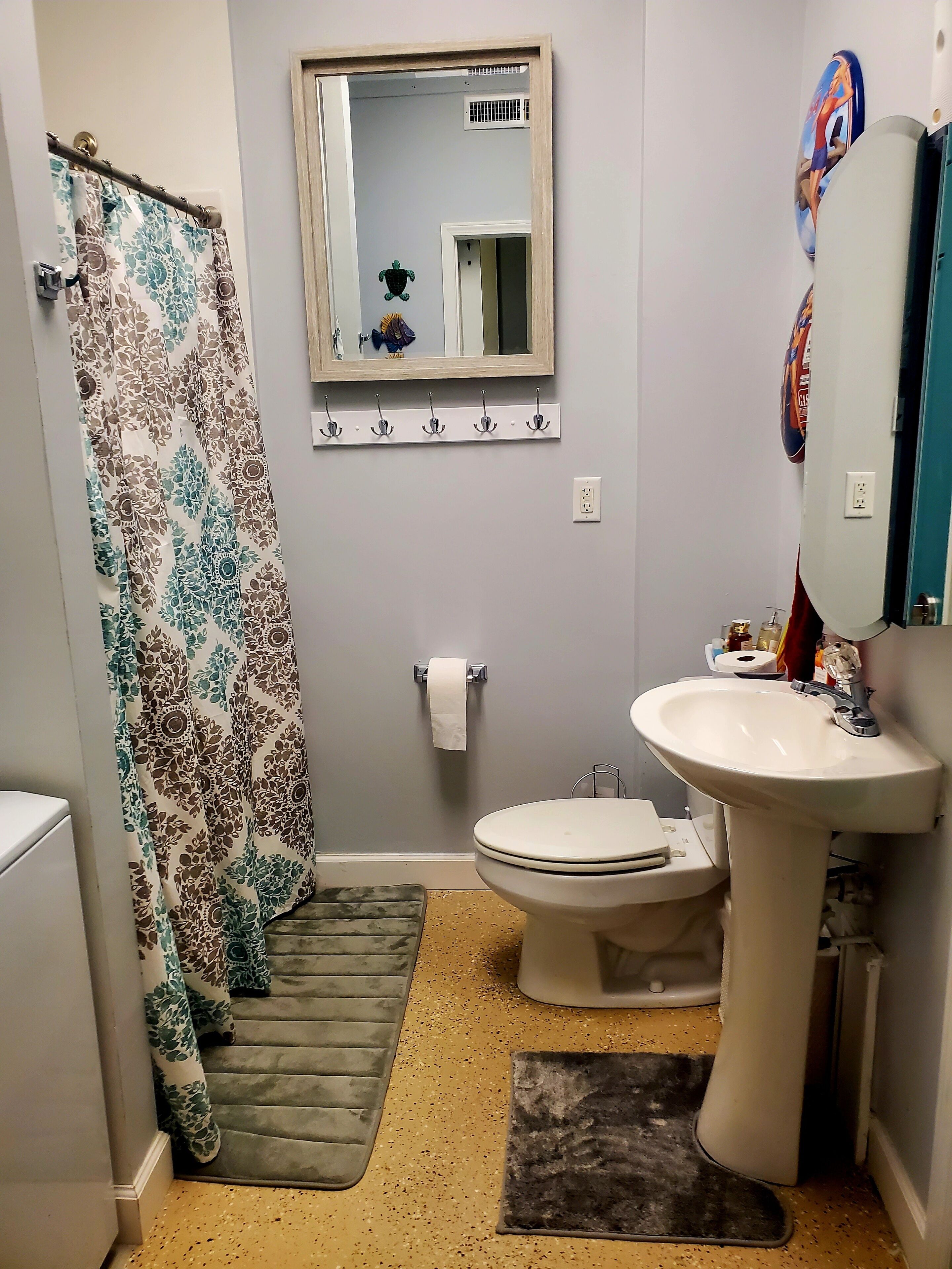 Cozy Studio on Paridise Shores Beach in Oak Island with private pool!