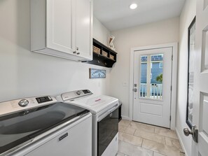 Laundry Room w. Full-Size Washer & Dryer