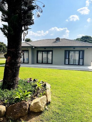 Exterior - Messe Luxe, your most rewarding choice of stay in Harare. (Harare)