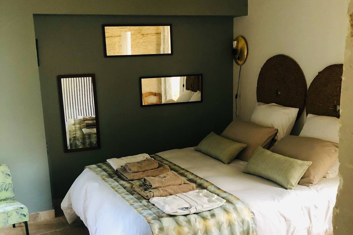 Habitación doble Prestigio, baño privado, vista al canal