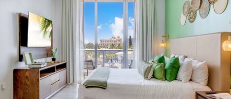 1 Schlafzimmer, Schreibtisch, Bügeleisen/Bügelbrett, Reisekinderbett