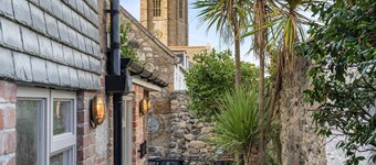 Tregurno, St Ives - Hot tub/pet friendly