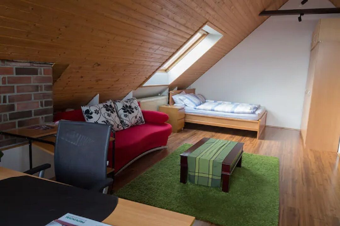 Dachgeschoss Apart. ca.35 qm mit Terrasse im Einfamilienhaus