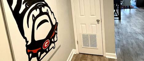 المنشأة من الداخل