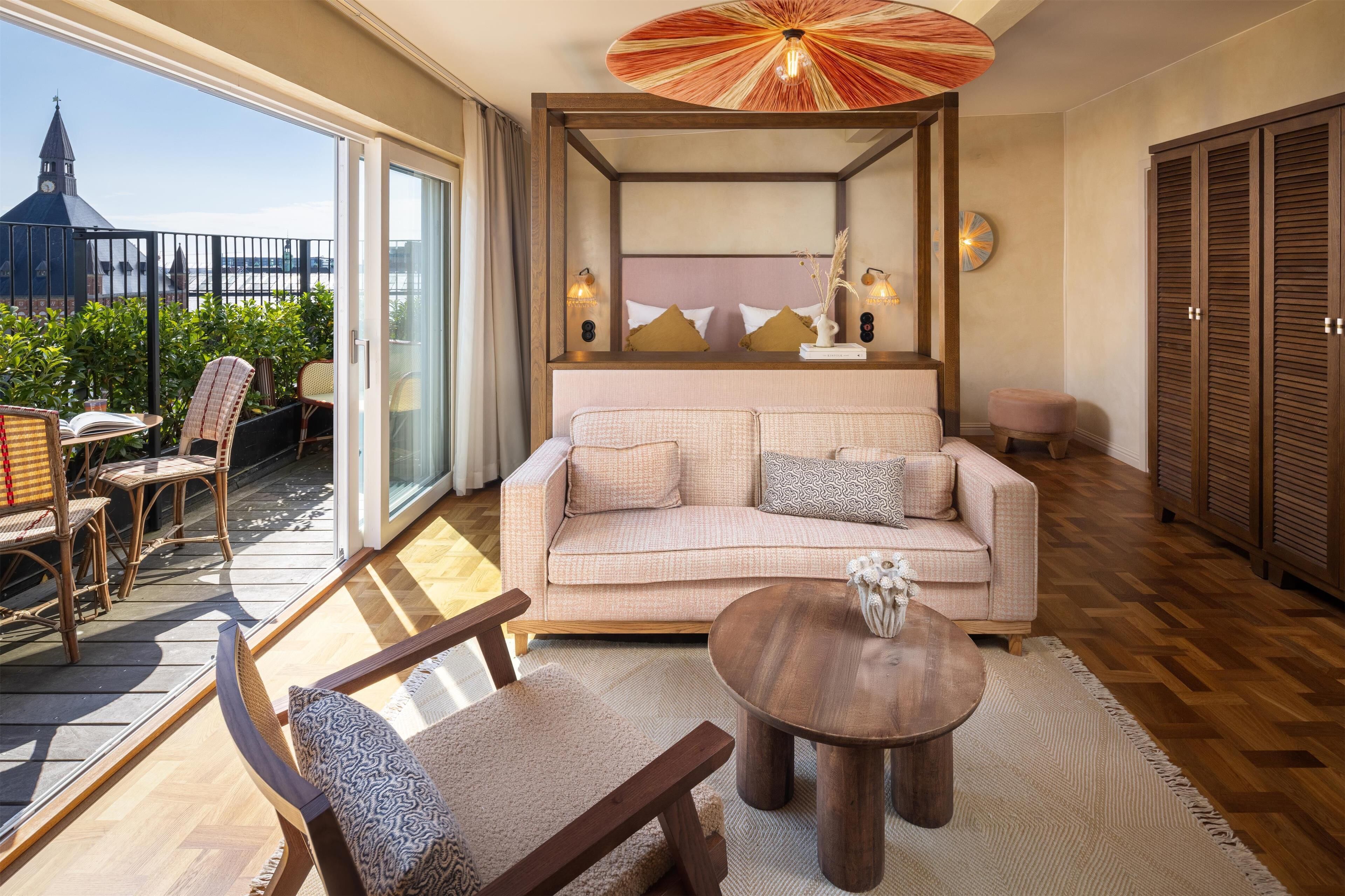 Penthouse, balcon, vue ville | Literie hypoallergénique, décoration personnalisée