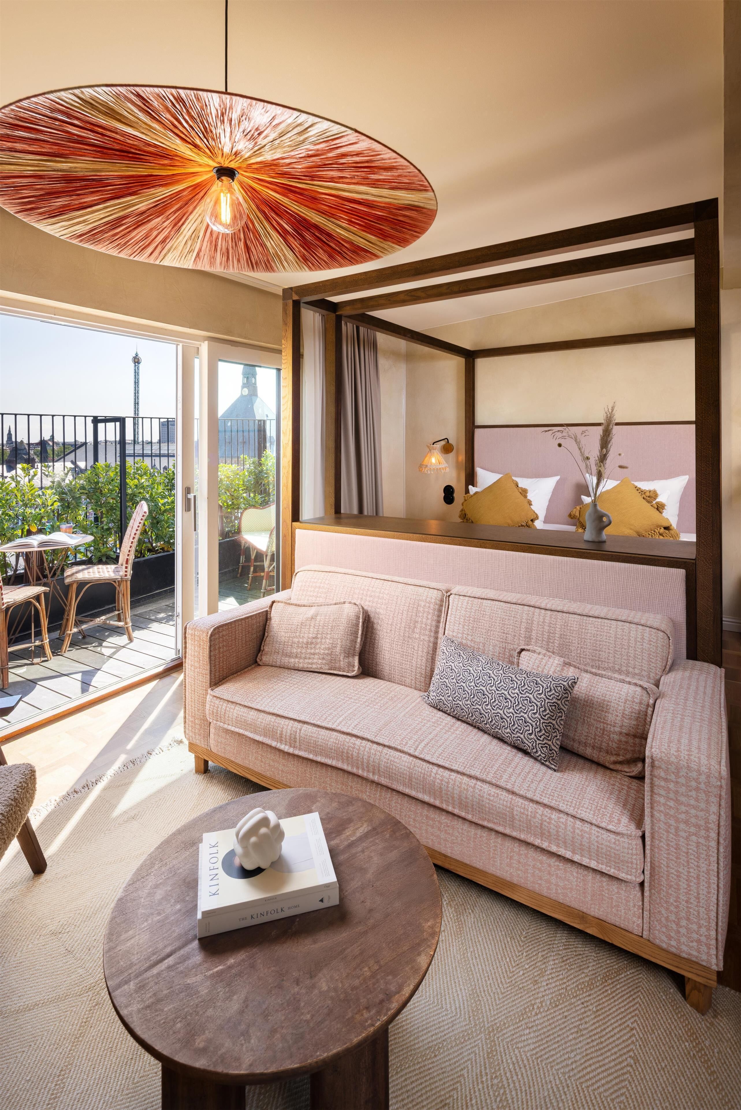 Rom – deluxe, balkong | Allergitestet sengetøy, individuelt dekorert og individuelt innredet