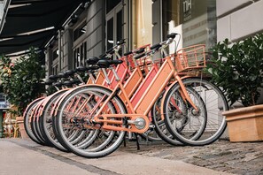 Bicycling - NH Copenhagen Grand Joanne (Copenhagen)