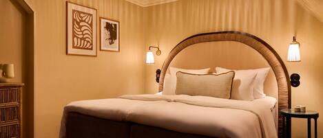 Suite – junior, balkong | Allergitestet sengetøy, individuelt dekorert og individuelt innredet