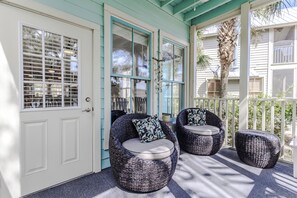 Terrace/patio - Mermaid's Rest Steinhatchee Landing Resort - Sleeps 6 (Steinhatchee)