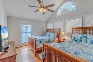 2 bedrooms, free WiFi, bed sheets - Mermaid's Rest Steinhatchee Landing Resort - Sleeps 6 (Steinhatchee)