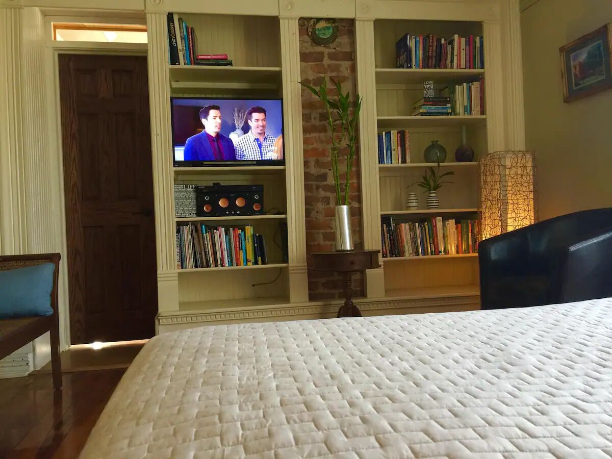 Eureka's Finest Zen Apartment