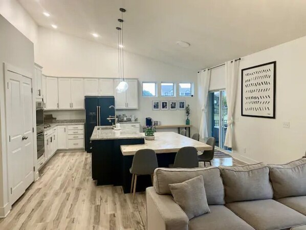 TV connectée, cheminée