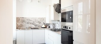 Liquorstane - UK40568