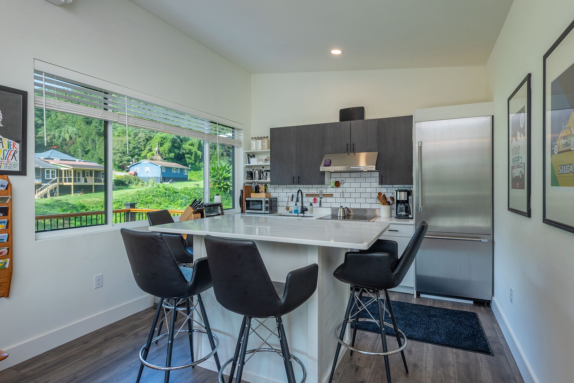 Old Fort Adventures | New Build, Pet-Friendly & Walking Distance to Old Fort!