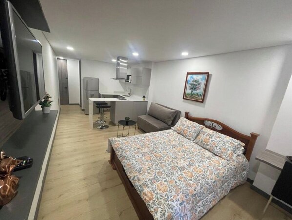 1 Schlafzimmer, Schreibtisch, Bügeleisen/Bügelbrett, kostenloses WLAN