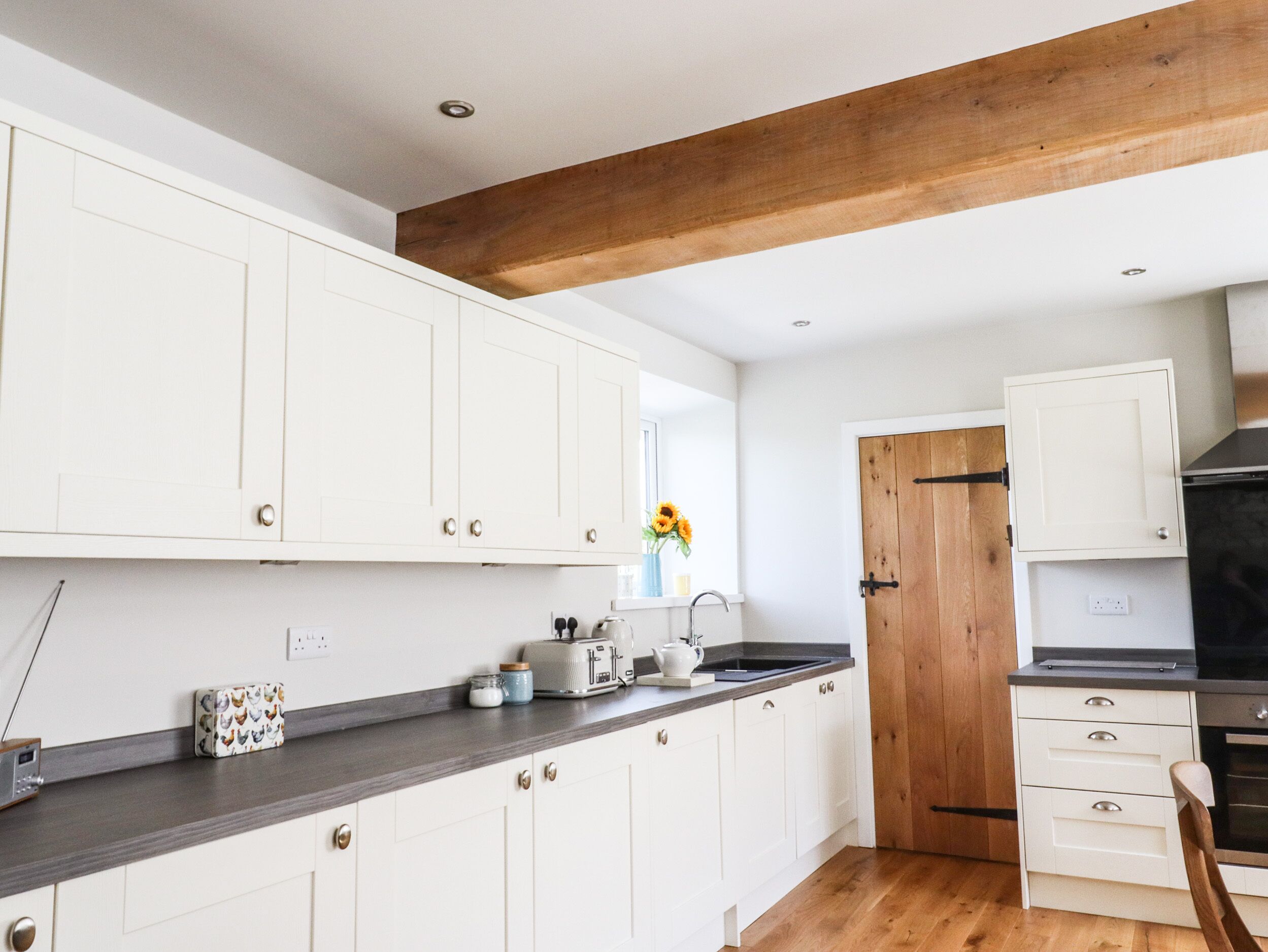 Fridge, dishwasher, electric kettle, toaster