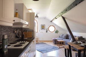 Apartment No. 2 - Countryside view - 1 Bedroom | Living area | 30-inch flat-screen TV with digital channels, TV