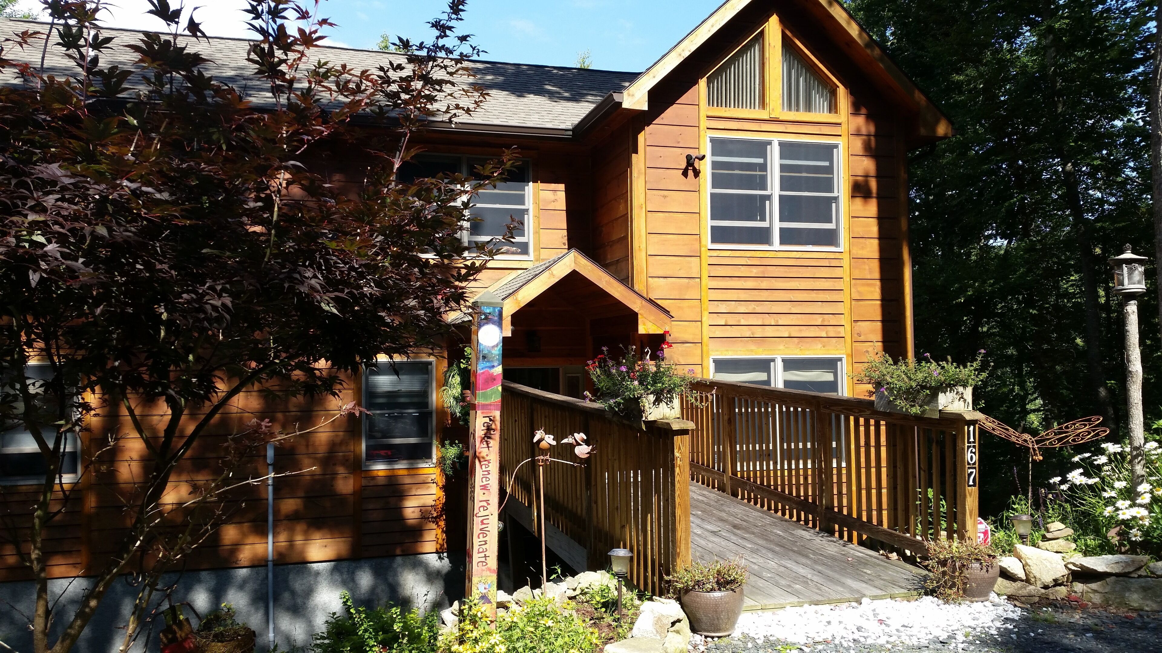 Mountain Dream Home - 2 fireplaces, 5 min. from Ski Area Great Room, Family Room