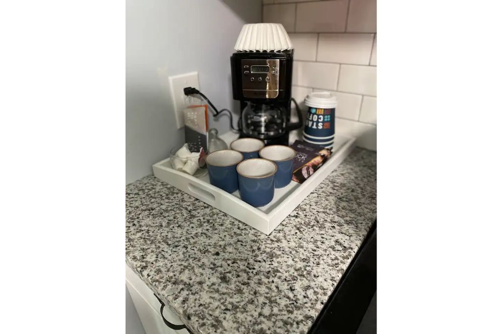 Cozy & Convenient 2BR House Perfect for Couples