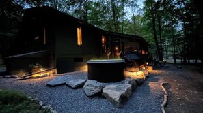 Property grounds - Saturdays Cabin, Hot Tub, Hammock, Gas Firepit (pocono lake)