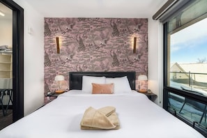 2 bedrooms, premium bedding, memory-foam beds, individually decorated