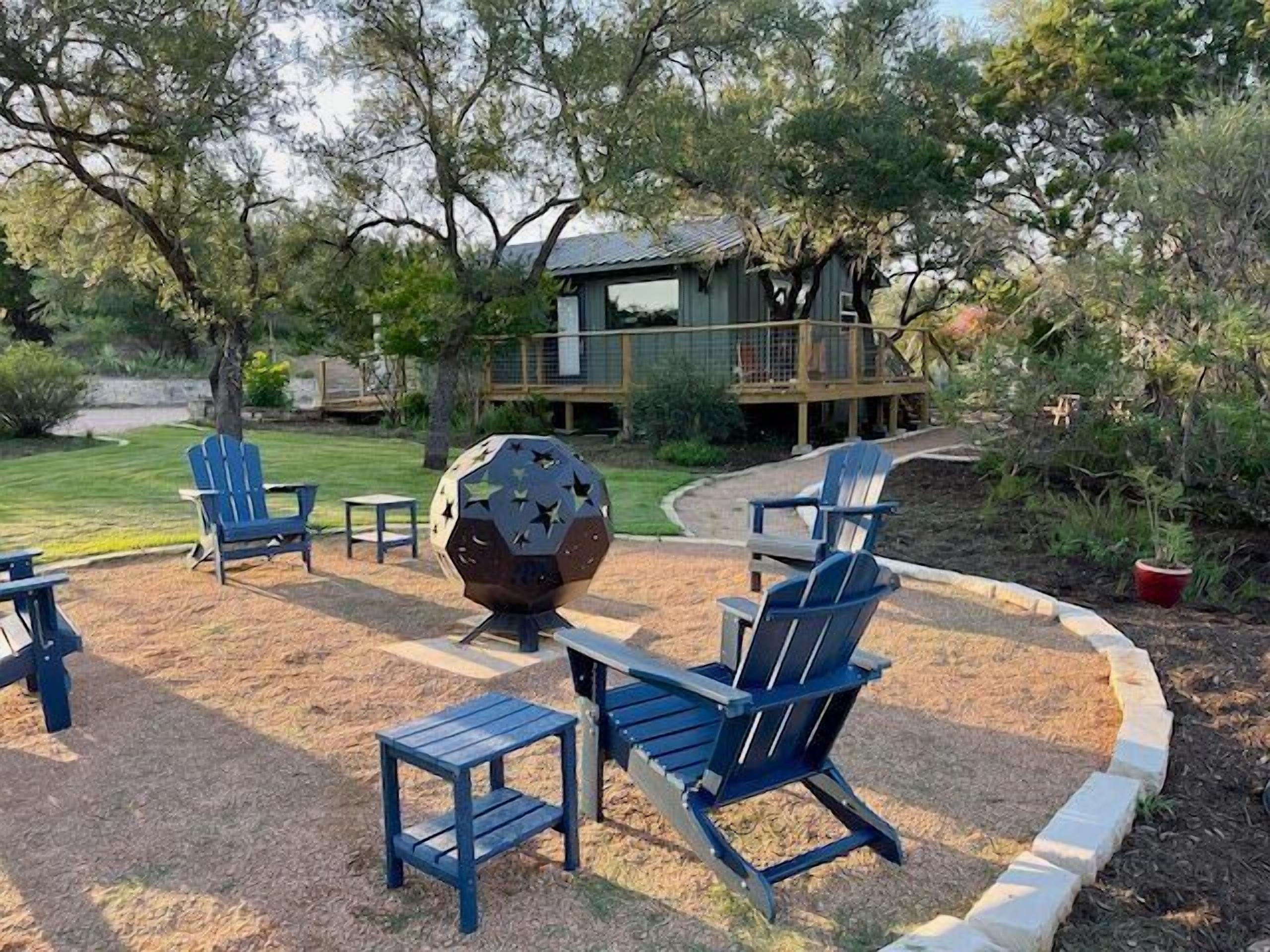 Luxe Hill Country Cottage 35 min from Austin