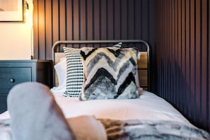 Design-Haus | 4 Schlafzimmer, laptopgeeigneter Arbeitsplatz, Bügeleisen/Bügelbrett