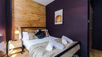 Design huis | 4 slaapkamers, een laptopwerkplek, een strijkplank/strijkijzer