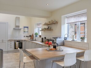 Dishwasher, high chair - 3 bedroom accommodation in Hackforth, Bedale (Hackforth, Bedale)